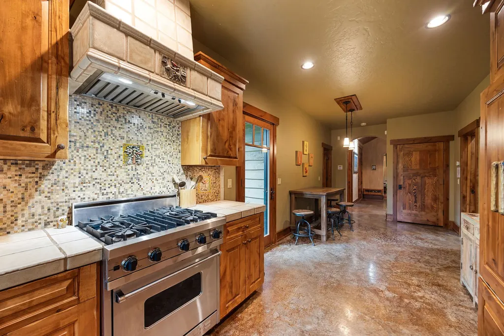 500 Wild Swan Trail Bigfork MT 59911