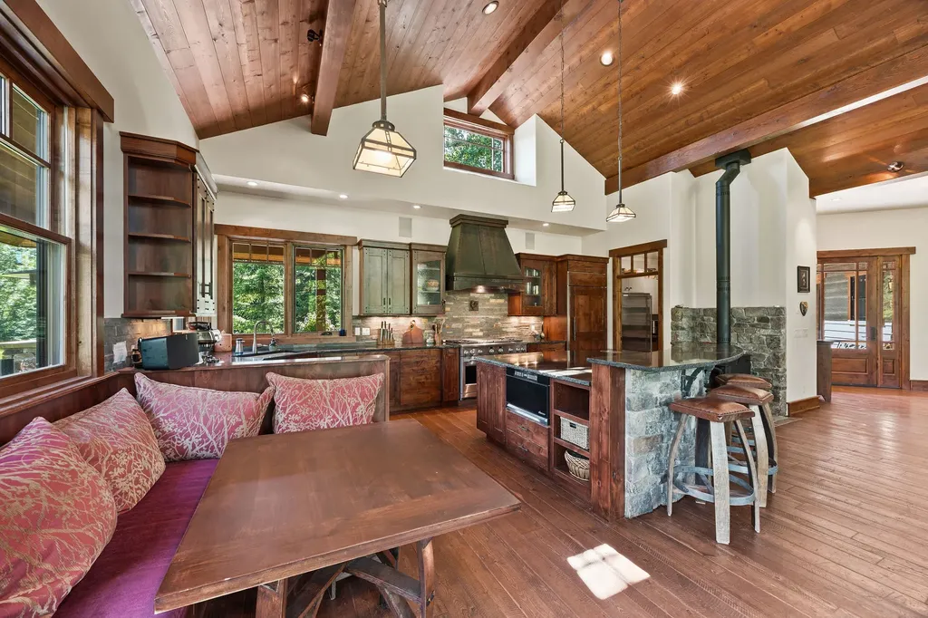 500 Wild Swan Trail Bigfork MT 59911