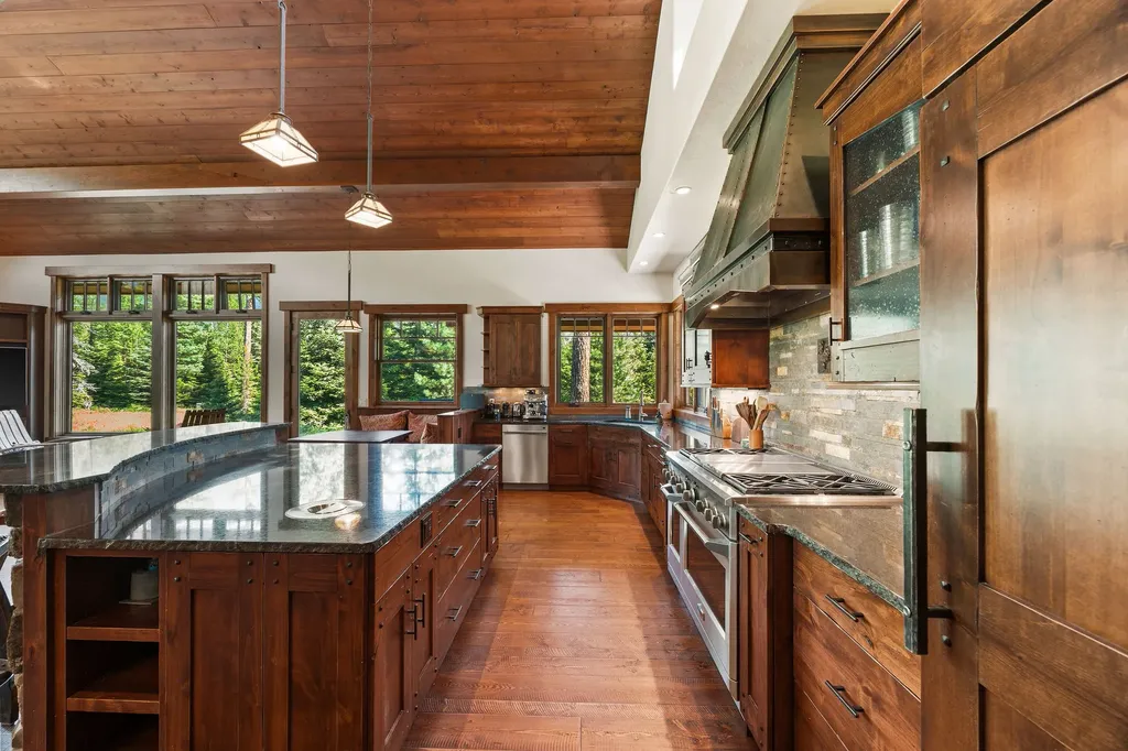 500 Wild Swan Trail Bigfork MT 59911