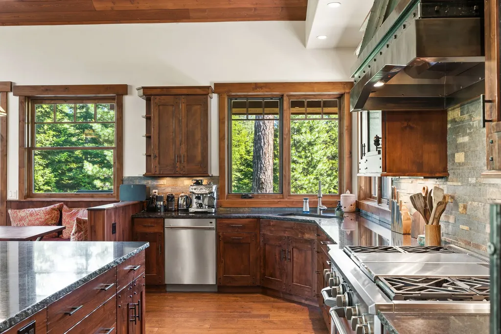 500 Wild Swan Trail Bigfork MT 59911