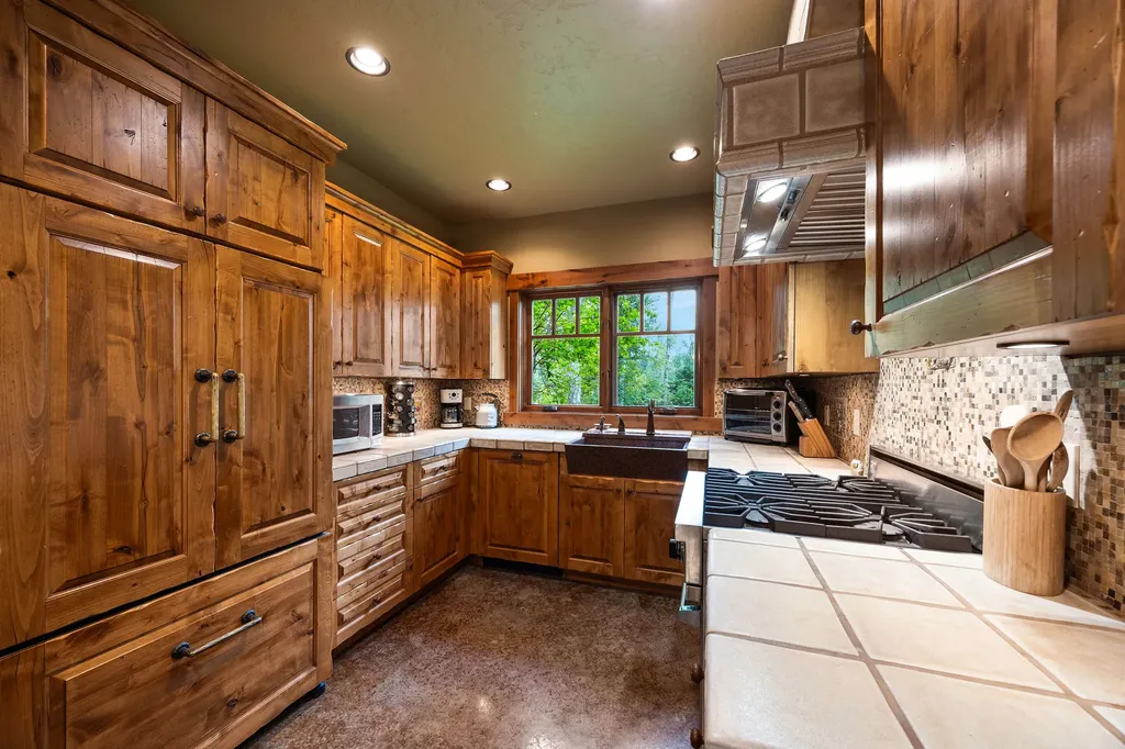 500 Wild Swan Trail Bigfork MT 59911