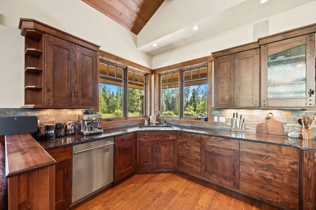 500 Wild Swan Trail Bigfork MT 59911