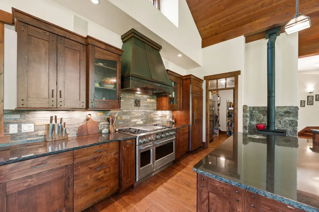 500 Wild Swan Trail Bigfork MT 59911