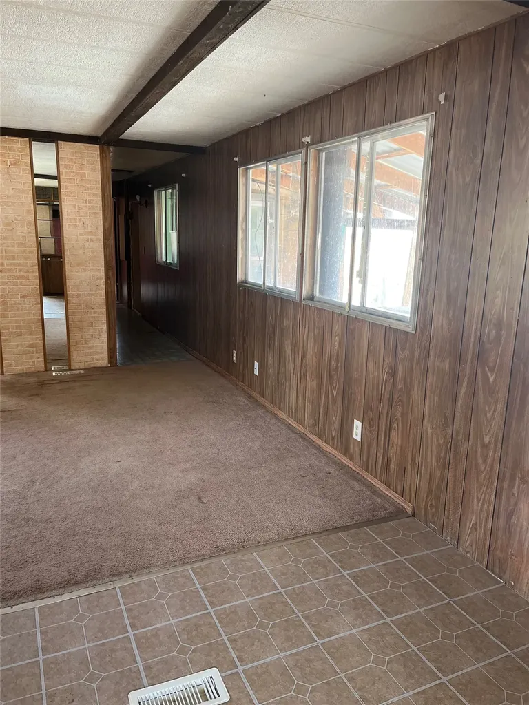10 Isdell Street Pony MT 59747