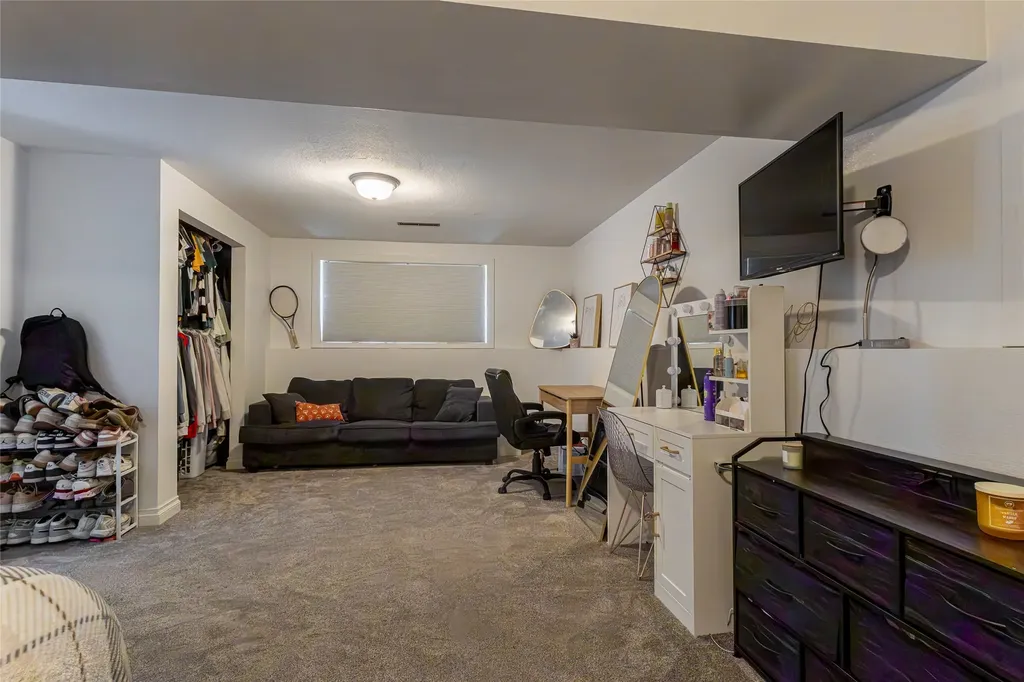 912 10th Avenue NW Great Falls MT 59404