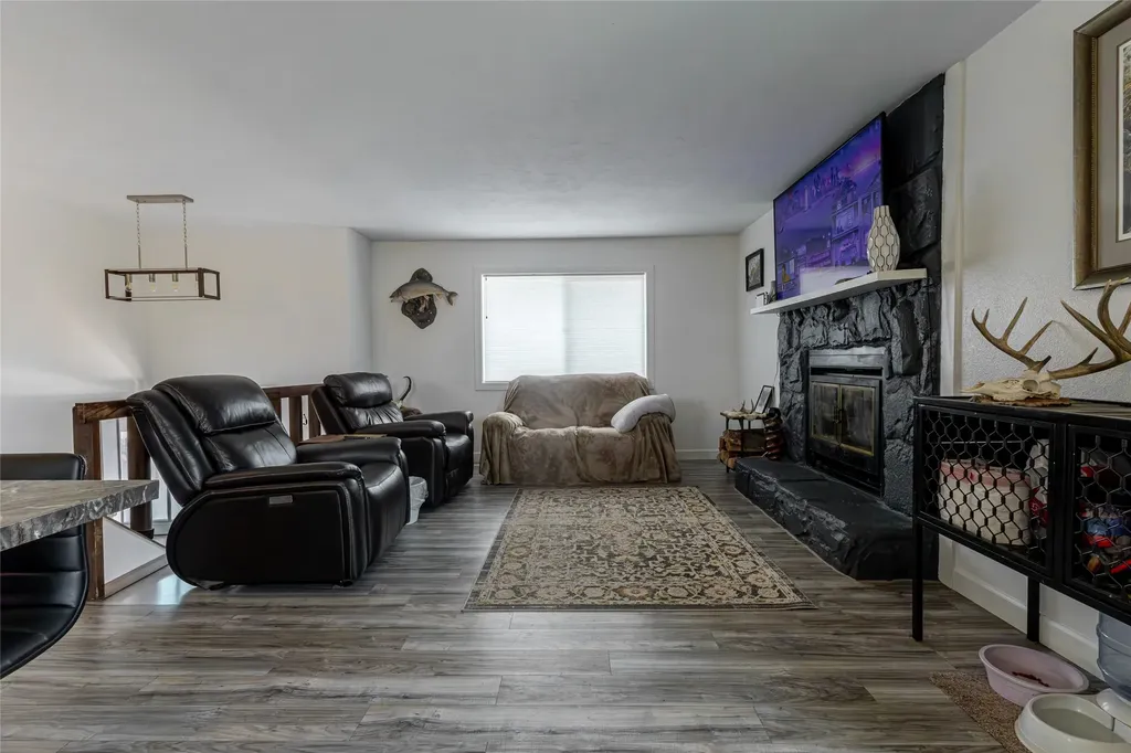 912 10th Avenue NW Great Falls MT 59404