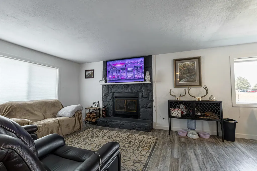 912 10th Avenue NW Great Falls MT 59404