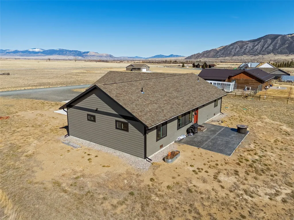 9 Fraker Loop Whitehall MT 59759
