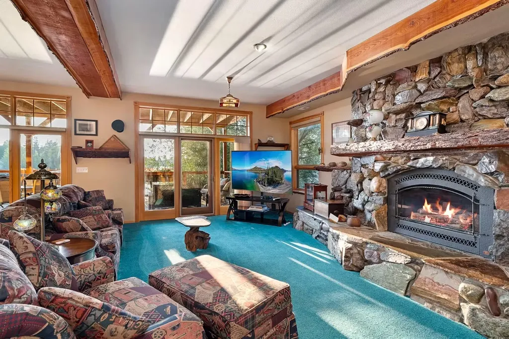416 Electric Avenue Bigfork MT 59911