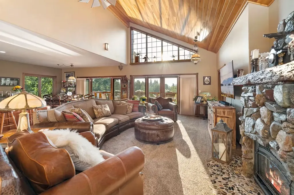 416 Electric Avenue Bigfork MT 59911