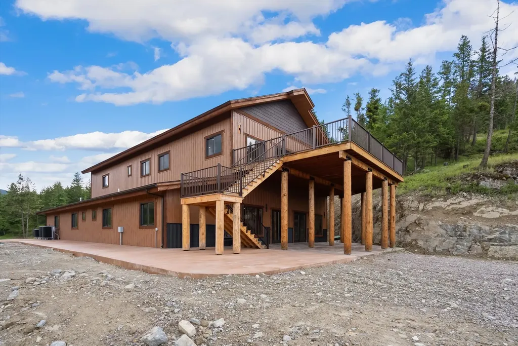 1549 Blacktail Road Lakeside MT 59922