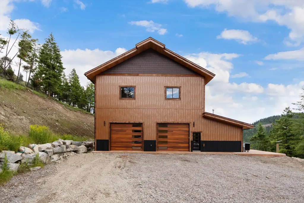 1549 Blacktail Road Lakeside MT 59922