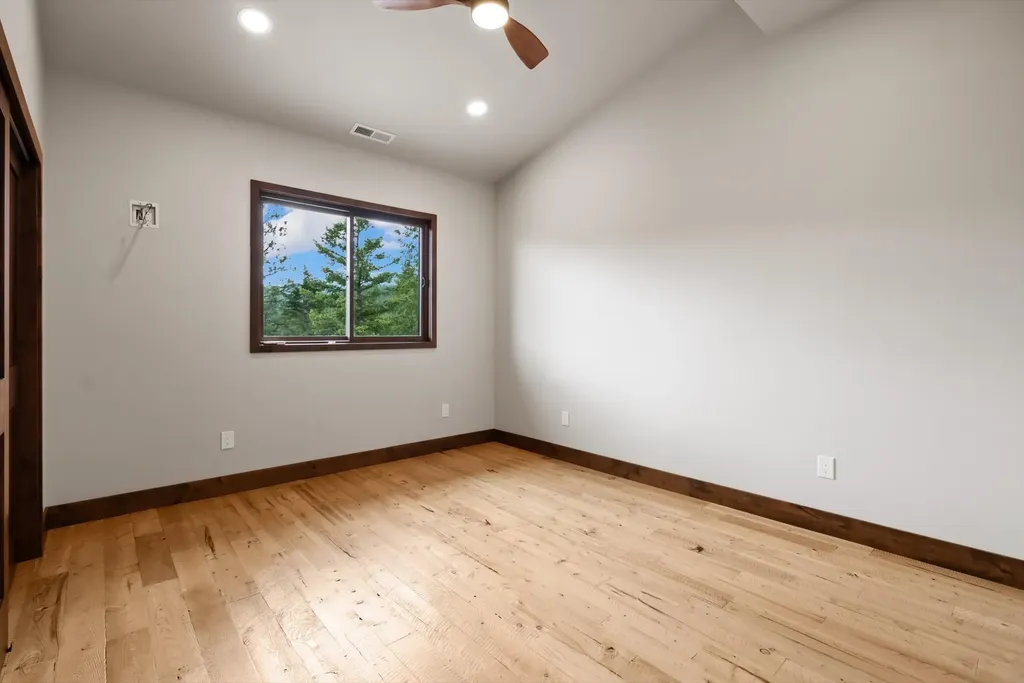 1549 Blacktail Road Lakeside MT 59922