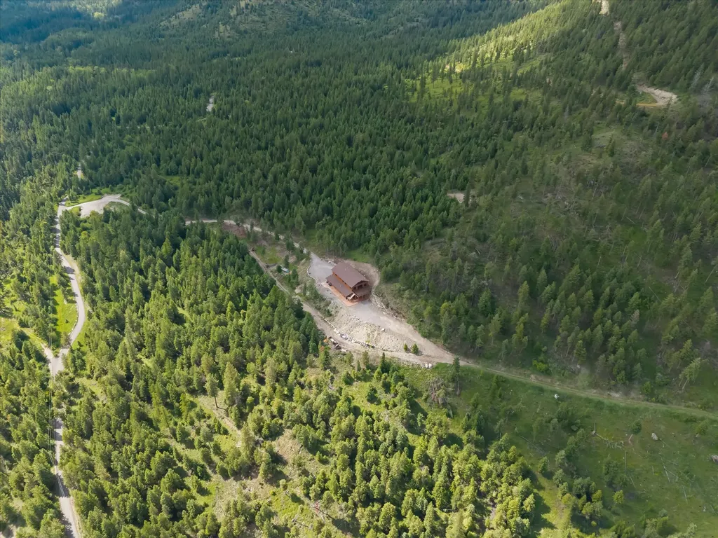 1549 Blacktail Road Lakeside MT 59922