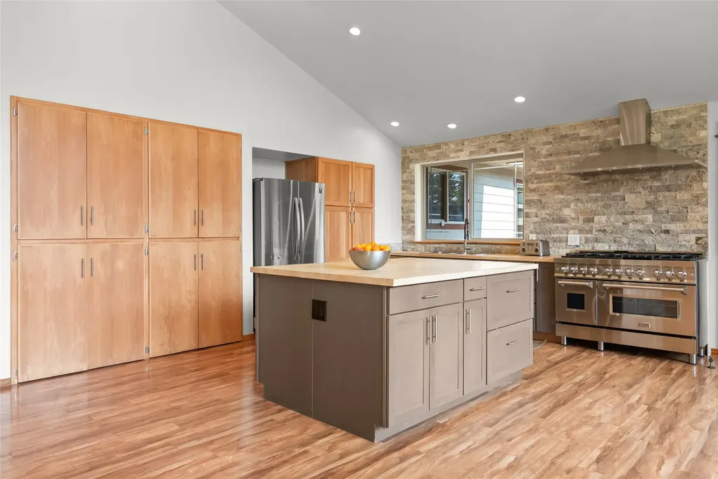 183 Middle View Trail S Columbia Falls MT 59912
