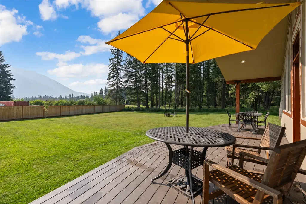 183 Middle View Trail S Columbia Falls MT 59912