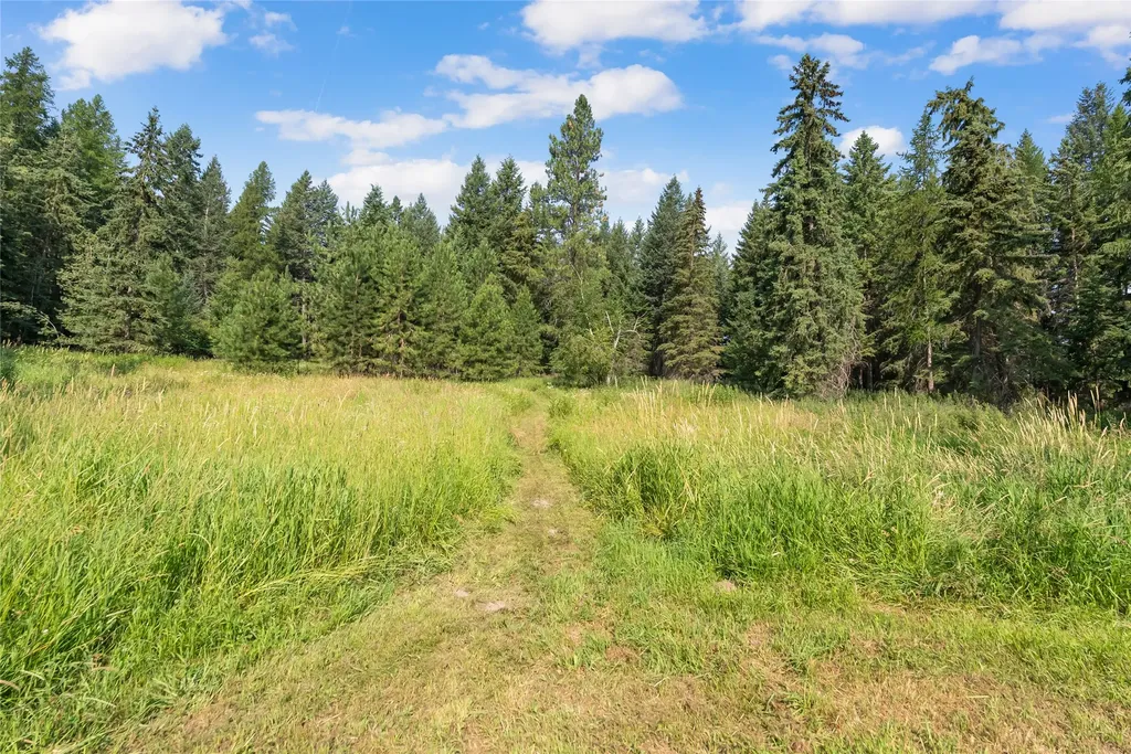 183 Middle View Trail S Columbia Falls MT 59912