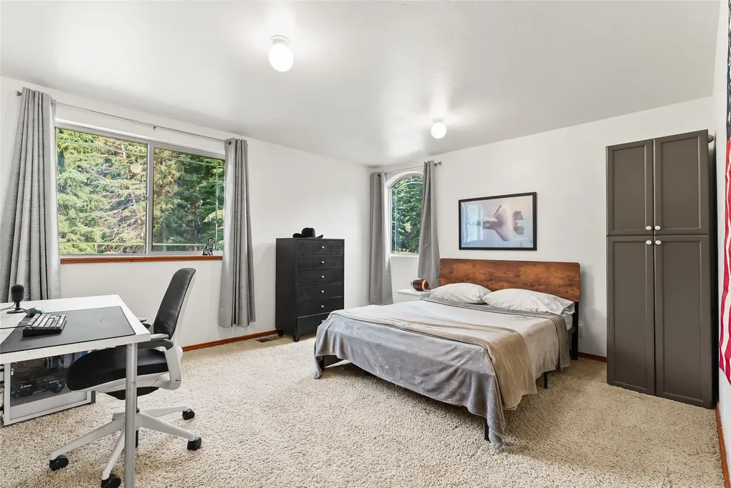 183 Middle View Trail S Columbia Falls MT 59912