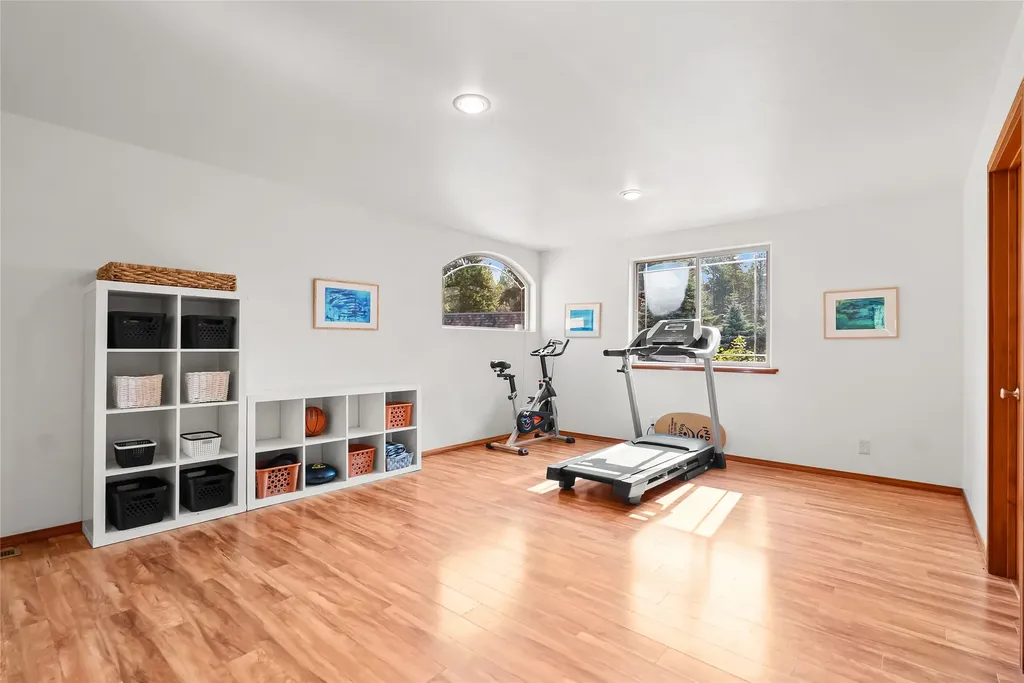 183 Middle View Trail S Columbia Falls MT 59912