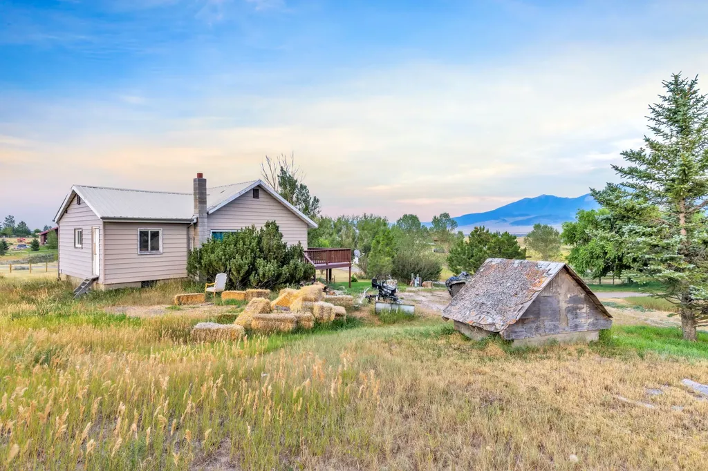 10 Chesapeake Drive Livingston MT 59047
