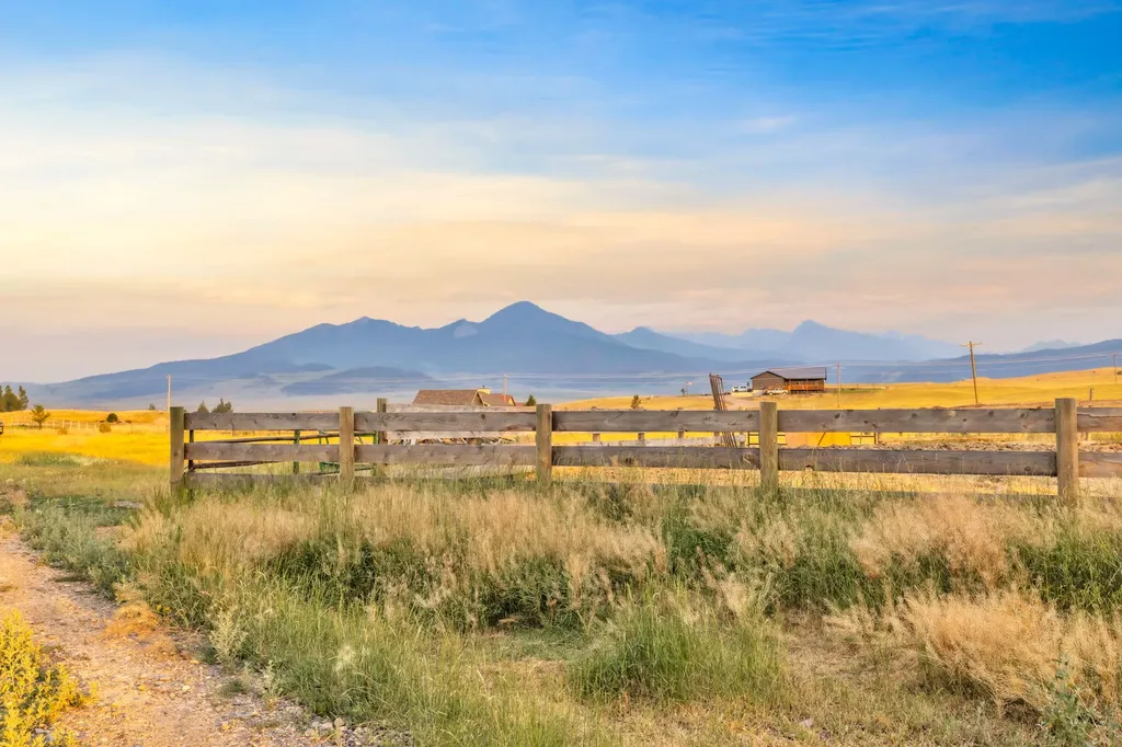 10 Chesapeake Drive Livingston MT 59047