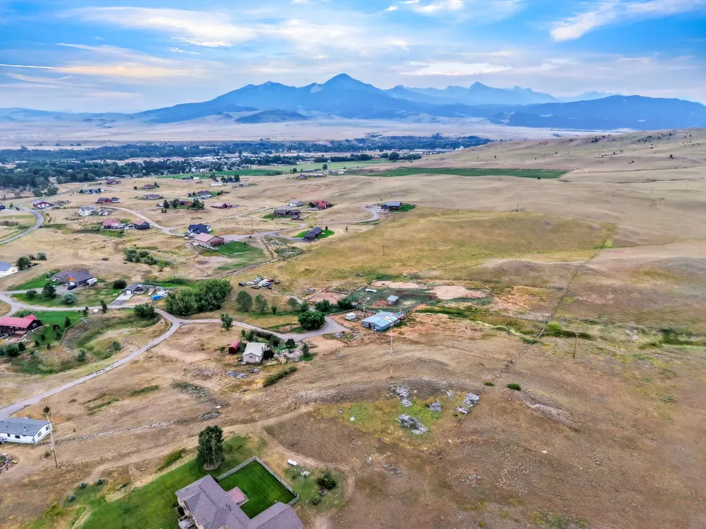 10 Chesapeake Drive Livingston MT 59047