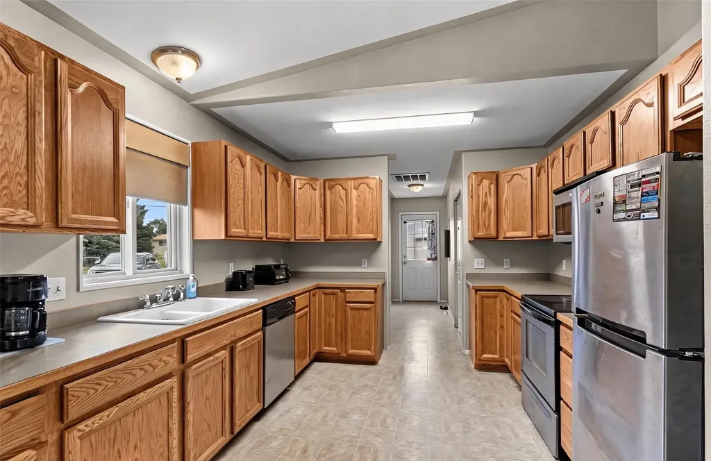 400 N Oak Townsend MT 59644