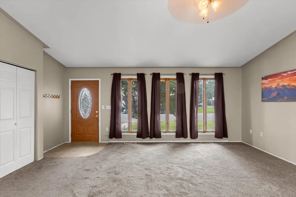 400 N Oak Townsend MT 59644