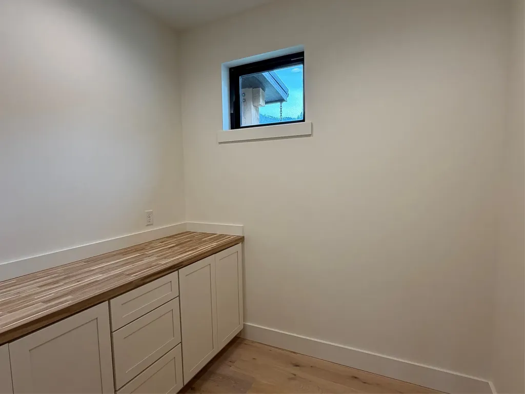 9883 Hatton Lane Lolo MT 59847