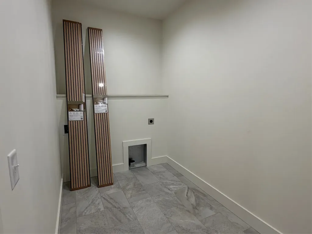 9883 Hatton Lane Lolo MT 59847
