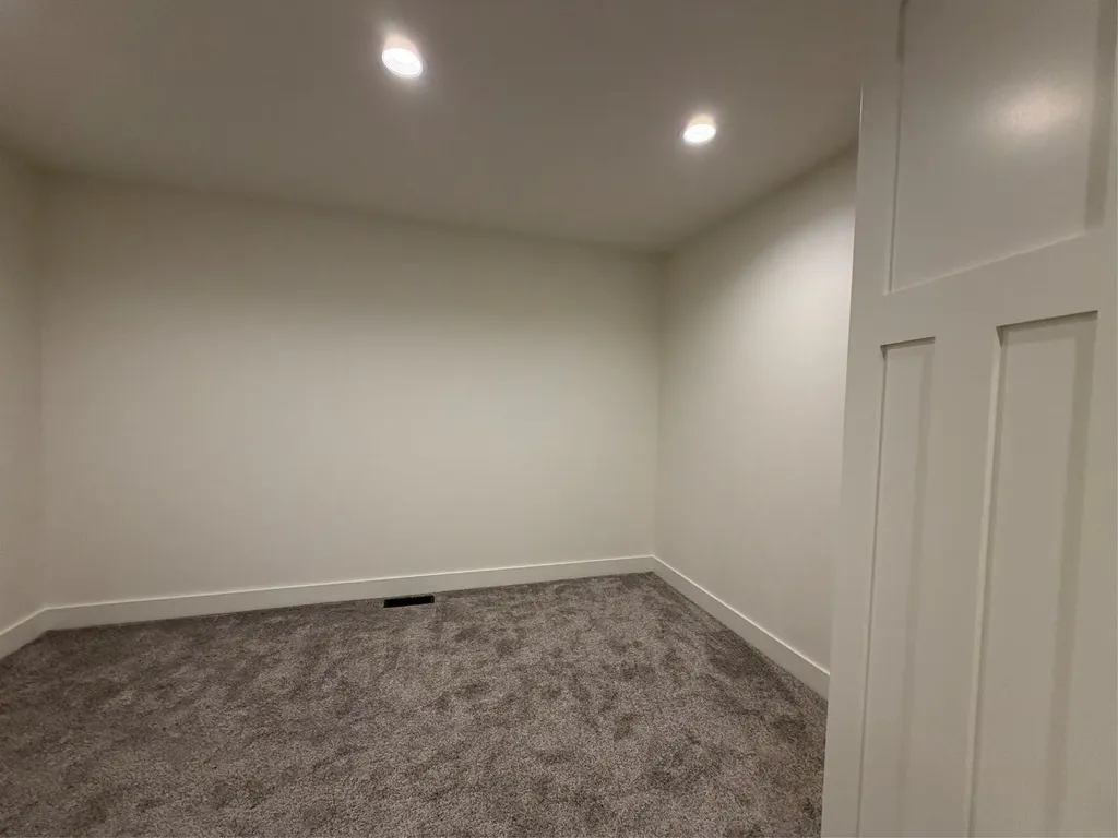 9883 Hatton Lane Lolo MT 59847