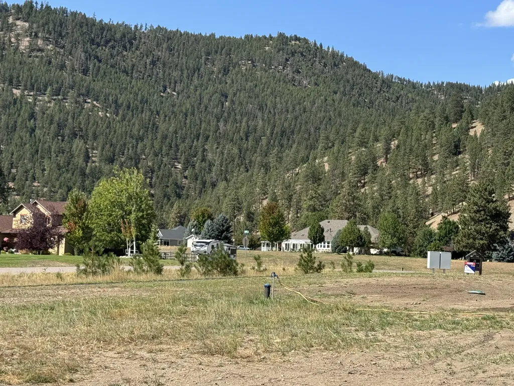 9883 Hatton Lane Lolo MT 59847