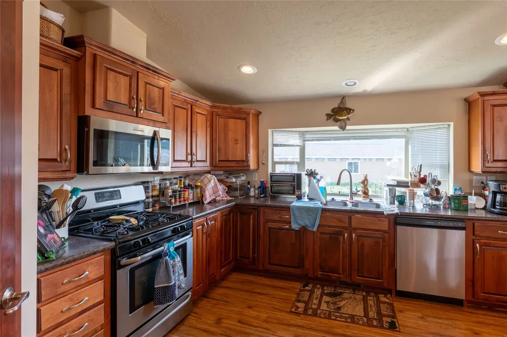 329 E Lynch Street Plains MT 59859