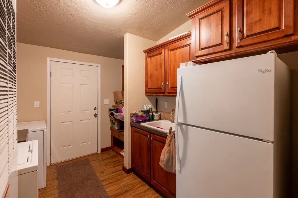 329 E Lynch Street Plains MT 59859