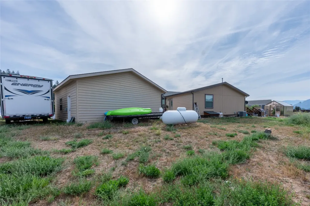 329 E Lynch Street Plains MT 59859