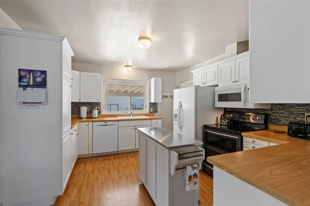 201 N Oak Street Townsend MT 59644