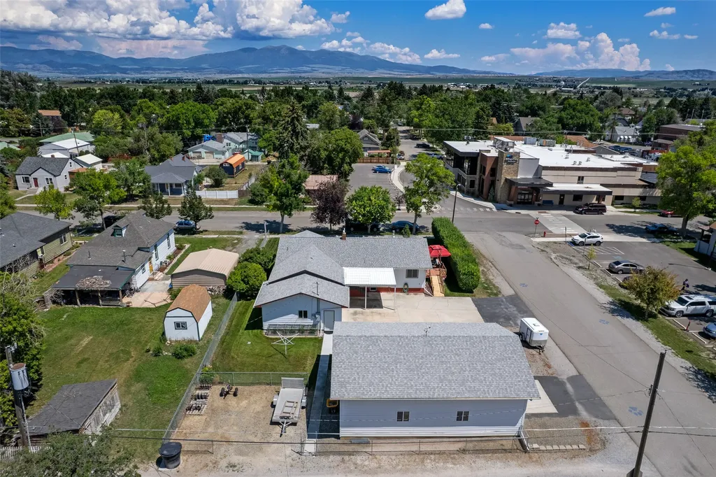 201 N Oak Street Townsend MT 59644