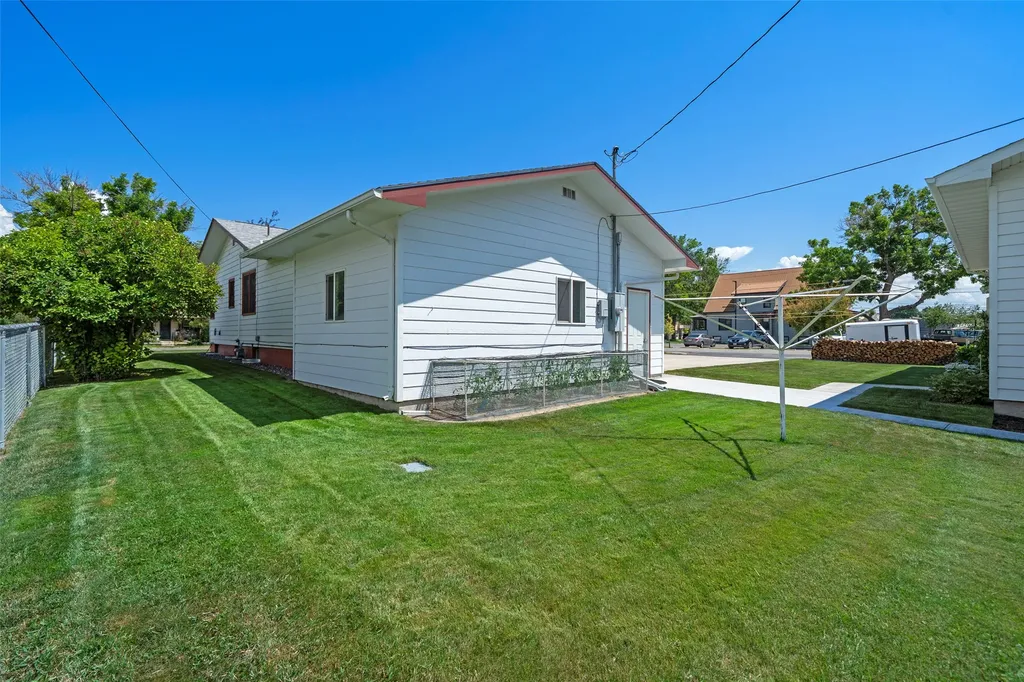 201 N Oak Street Townsend MT 59644