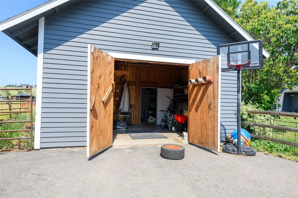 9849 Lees Lane Missoula MT 59808