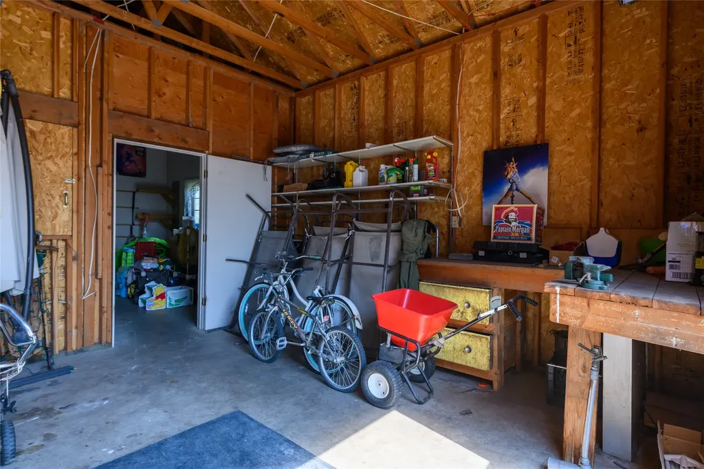 9849 Lees Lane Missoula MT 59808
