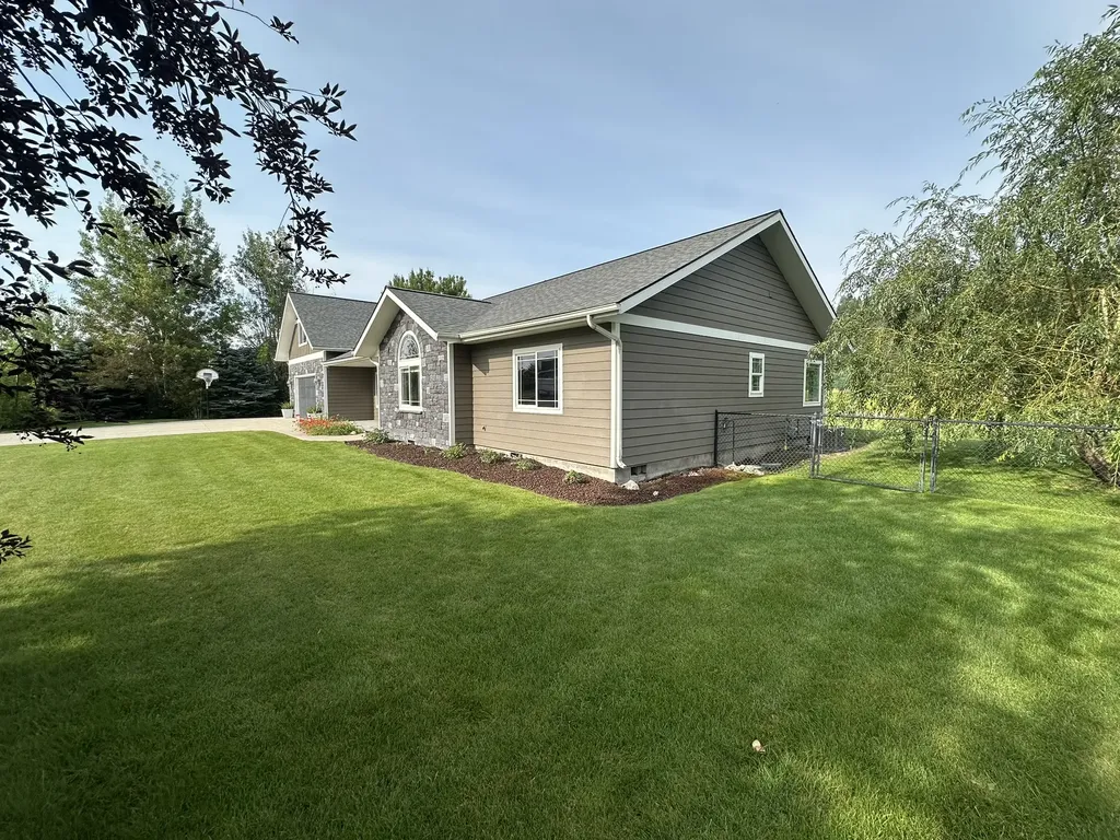 1160 Rocky Meadows Trail Kalispell MT 59901