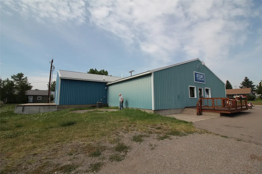 100 1st Street N Cascade MT 59421