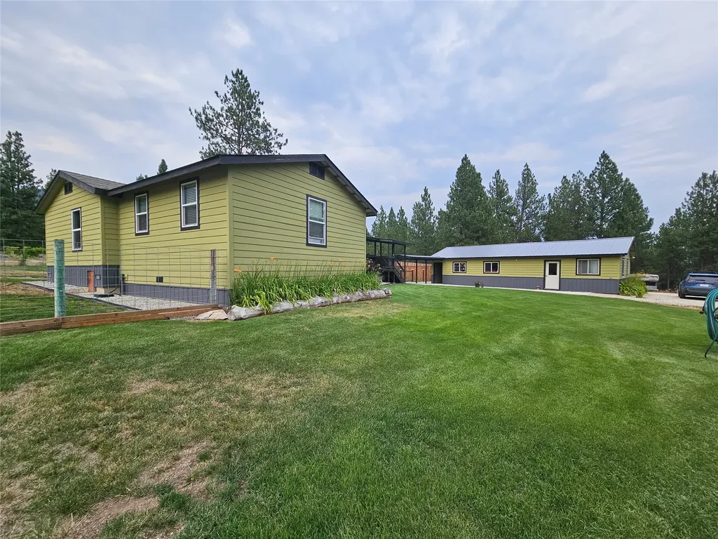 2825 Whites Lane Victor MT 59875