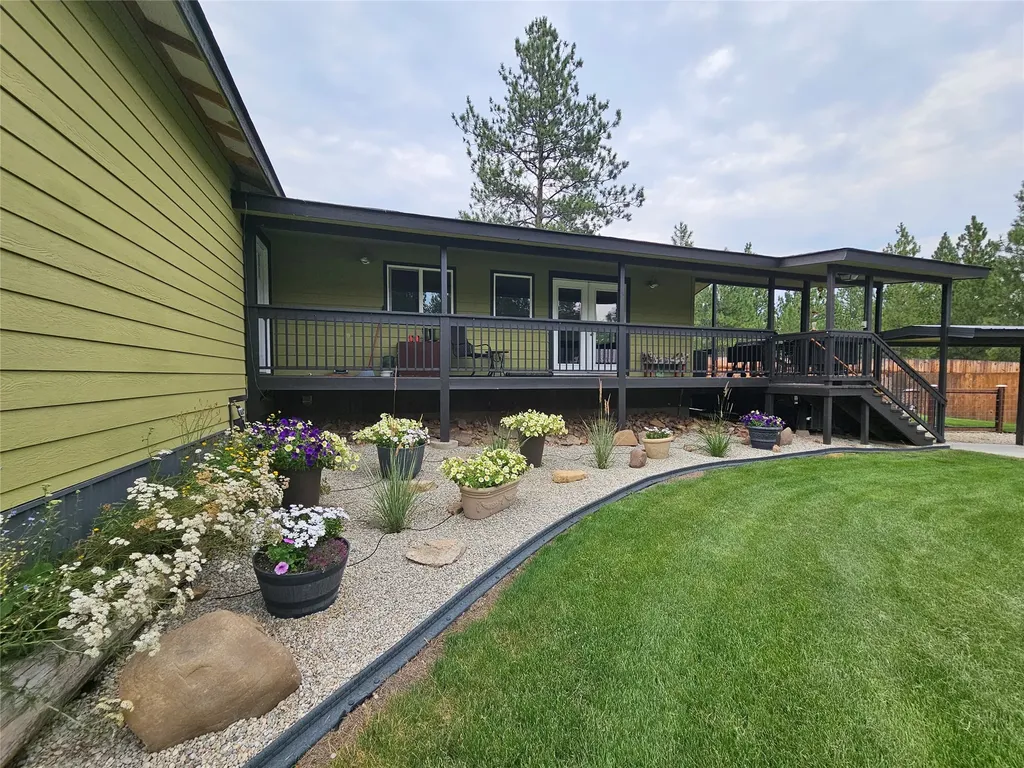 2825 Whites Lane Victor MT 59875