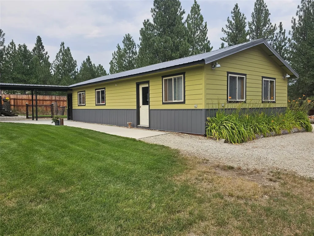 2825 Whites Lane Victor MT 59875