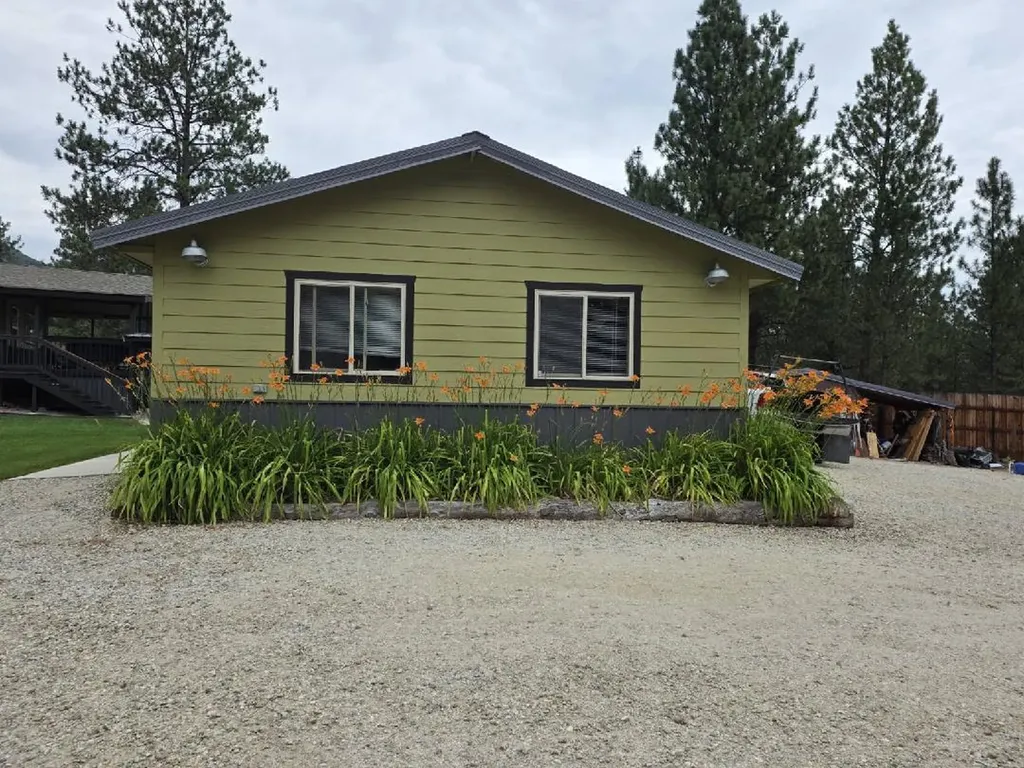 2825 Whites Lane Victor MT 59875