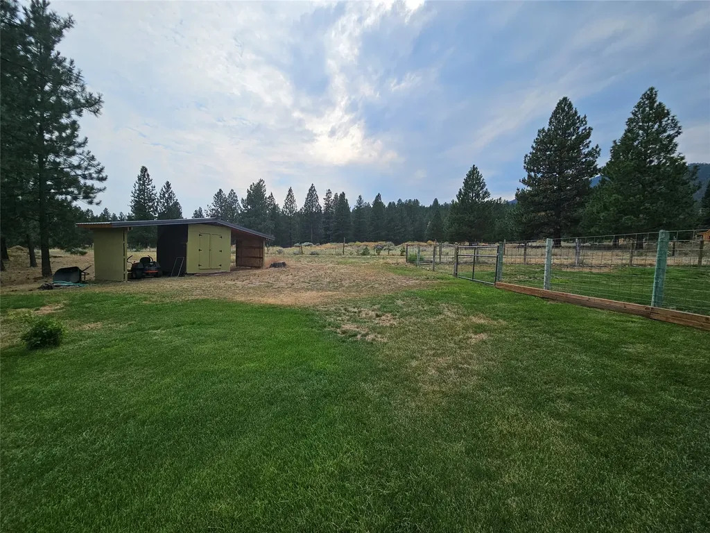 2825 Whites Lane Victor MT 59875