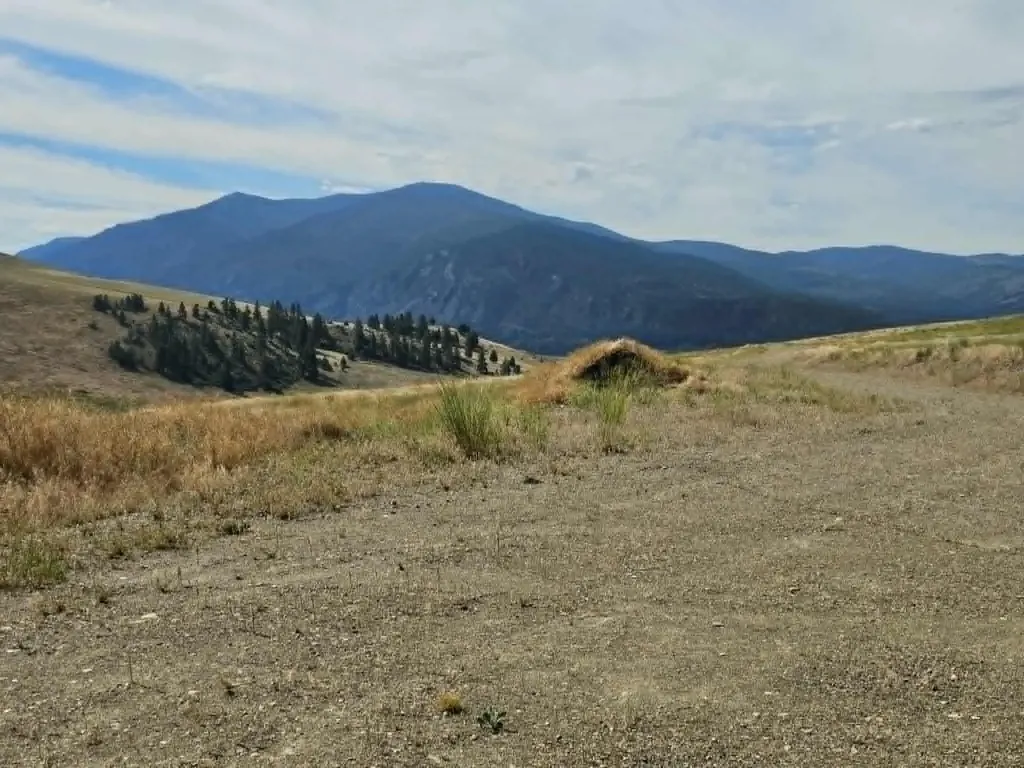 132 Hillview Road Plains MT 59859