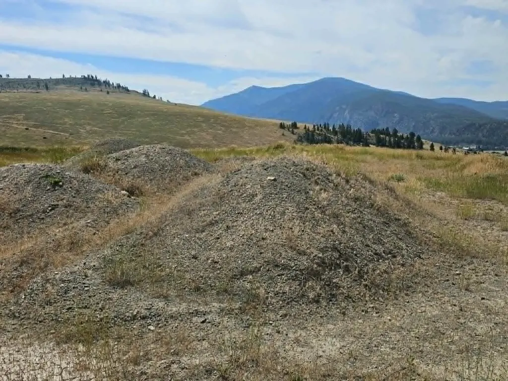 132 Hillview Road Plains MT 59859