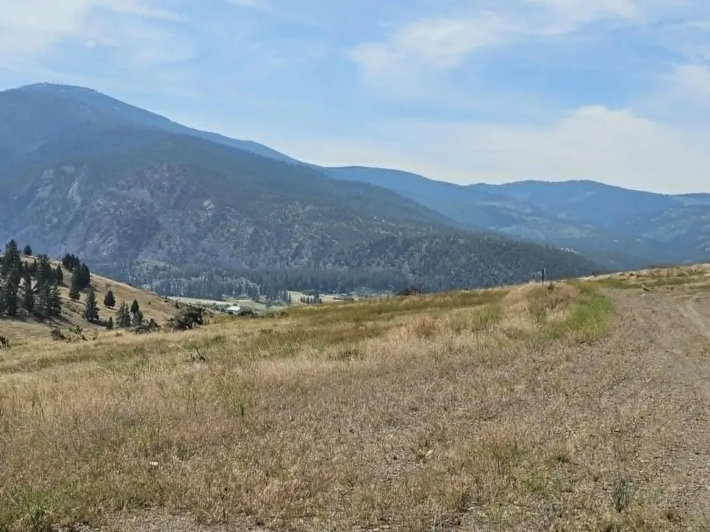132 Hillview Road Plains MT 59859